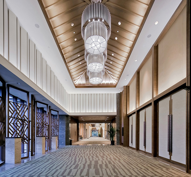 武漢光谷希爾頓大酒店員工制服設(shè)計(jì)方案