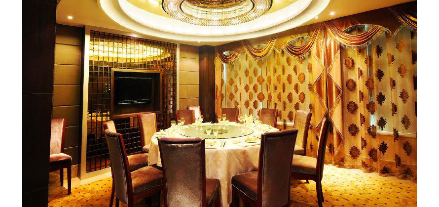 酒店員工制服設(shè)計(jì)方案內(nèi)頁(yè)截圖