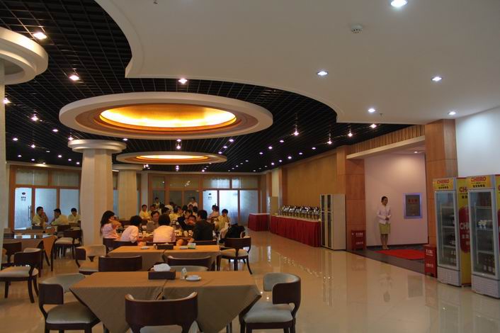 咸寧三江溫泉旅游度假區(qū)服裝設(shè)計方案,咸寧三江溫泉旅游度假村制服設(shè)計方案