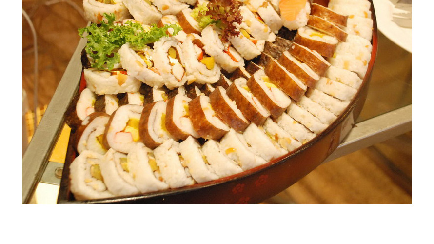 三亞仙人掌度假酒店制服設(shè)計(jì)成功案例